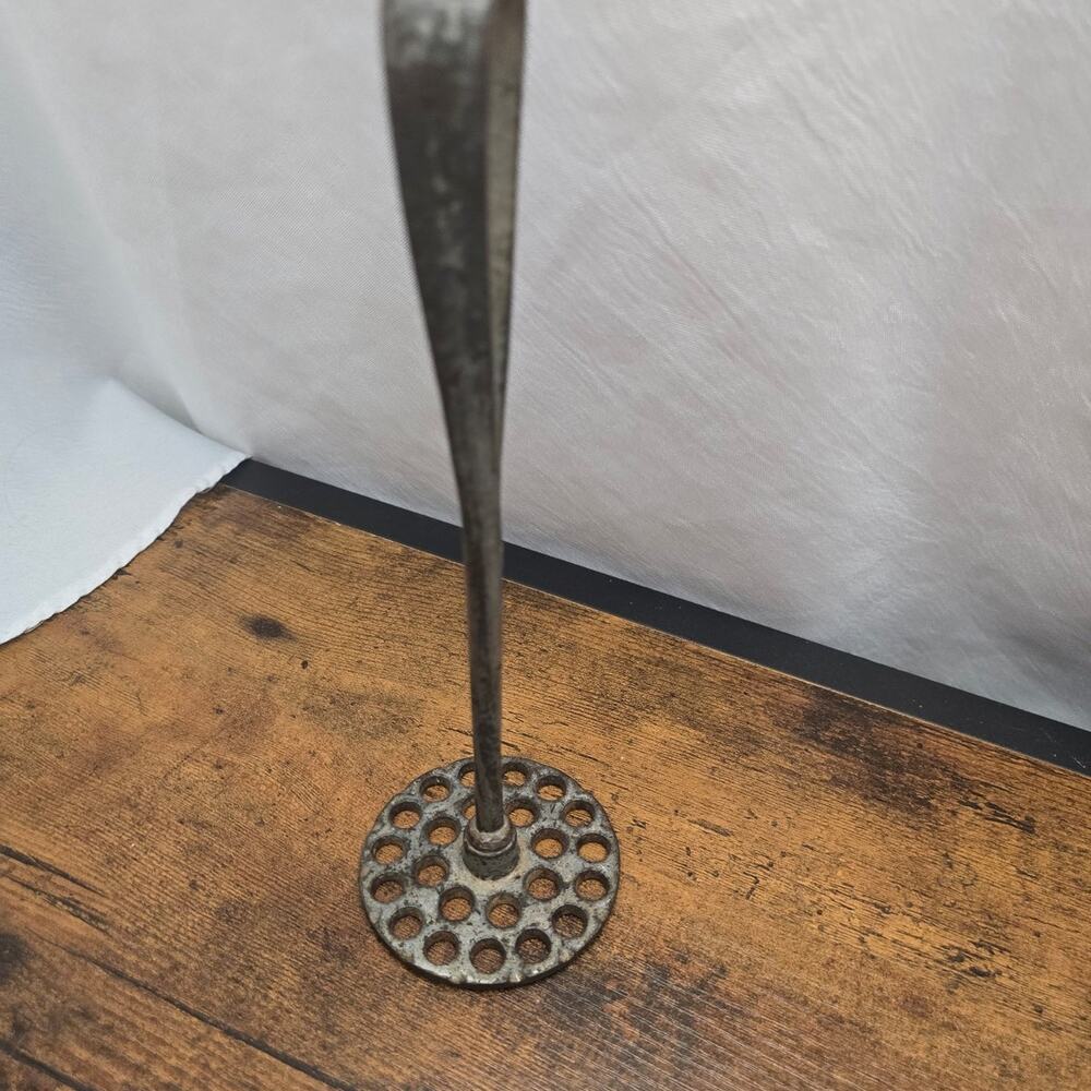 Vintage Potato Masher - Picture 1 of 3